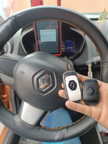 Autel KM100 Adds Renault Kwid 2020 Key via OBD