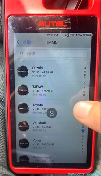 Autel KM100 Program 2019 Toyota RAV4 8A Blade Key All Keys Lost