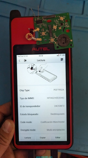 Autel KM100 Unlock Renault Koleos Remote PCF7952A