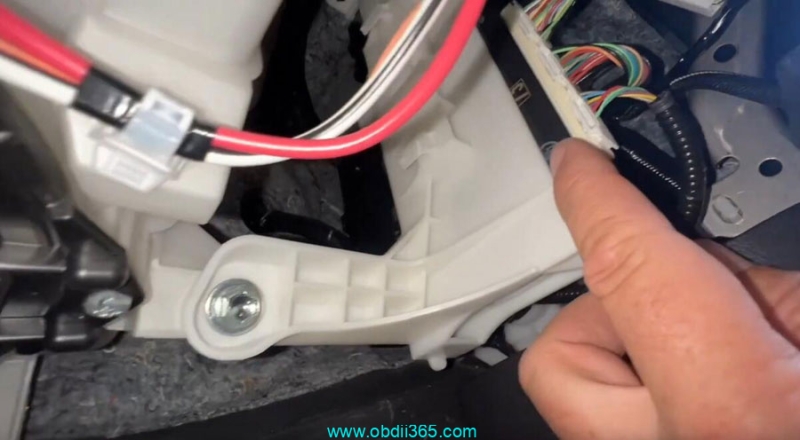 How to Add Toyota Venza 2021 Smart Key with Autel IM508 & 30-PIN Cable?