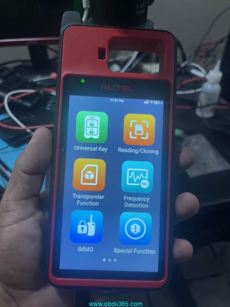 How to Solve Autel KM100 Frequently Restarts Problem?