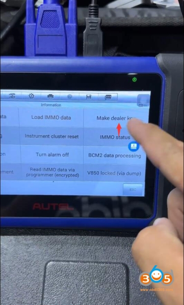 Read Audi BCM2 Encrypted IMMO Data with Autel IM508 and APB131