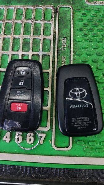 Autel IM608 Add Key 2020 Toyota RAV4 by OBD