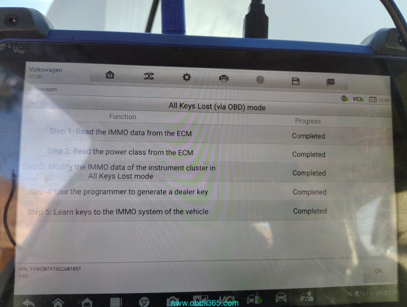 Autel IM608 Program 2014 VW Passat All Keys Lost via OBD